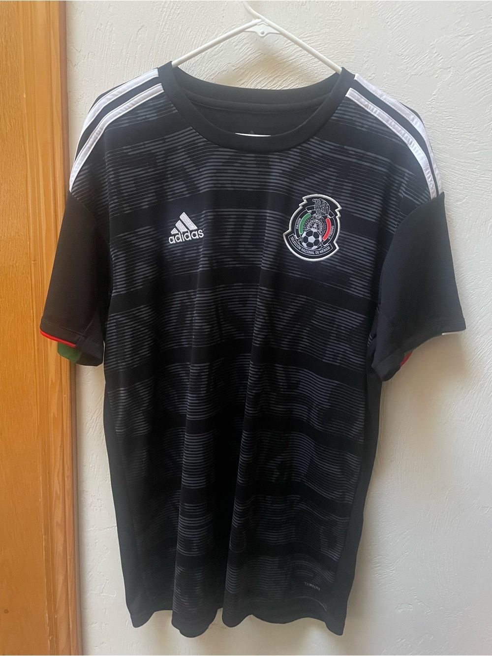Adidas Mexico replica jersey sz Large